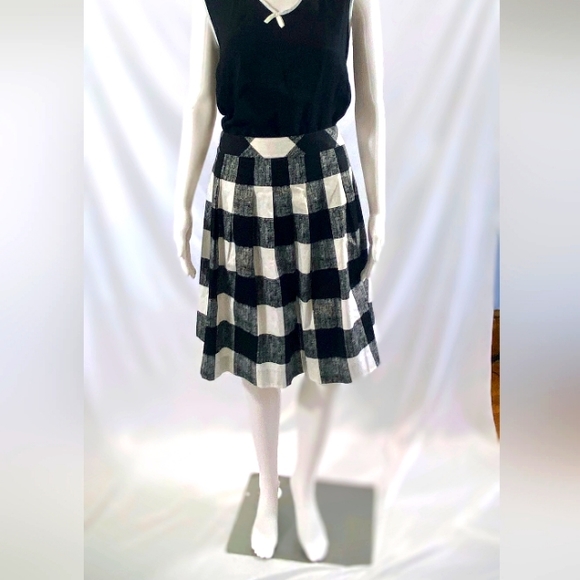 Talbots Dresses & Skirts - Talbots Pleated Plaid Skirt